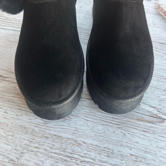 Faux Fur Lined Pom Pom Platform Ankle Booties Black Winter Boots Size 9 - Picture 7 of 14